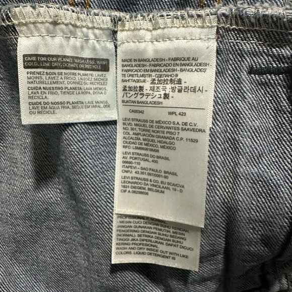 ✂️✂️ Final Reduction unless bundled New With Tags. Levi’s Jacket - Picture 9 of 11